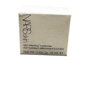 NWT NARS Skin light reflecting moisturizer 14mL